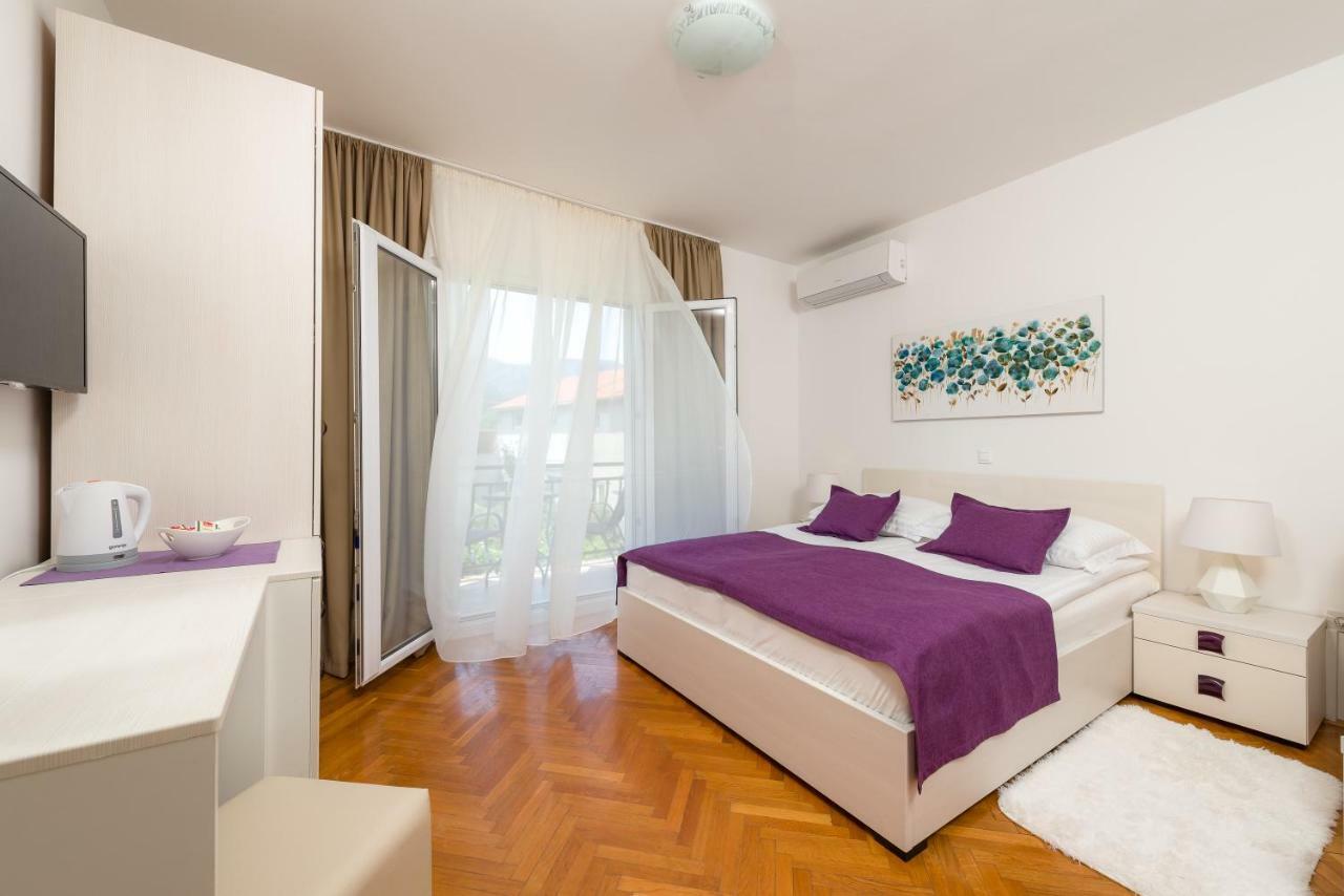 B&B Aurora Єлса Екстер'єр фото